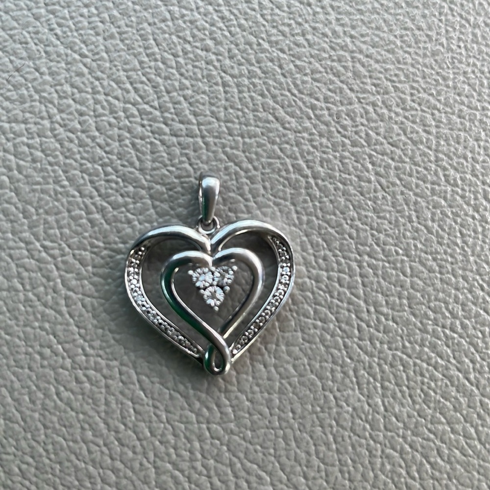 Pendent